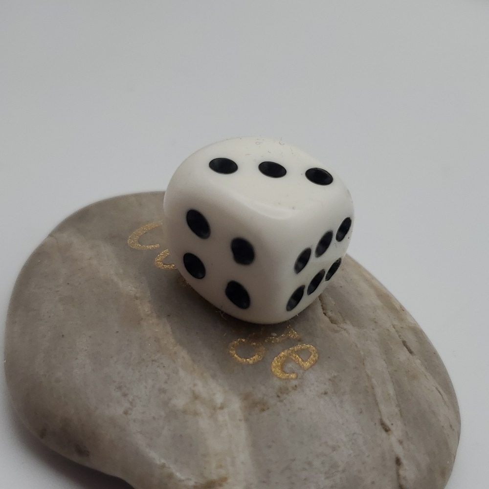 Vintage collectible dice‎